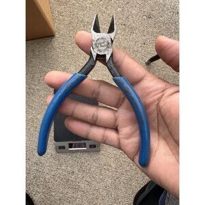 Klein Tools D230-4C Midget Electronics Diagonal Cutting Pliers, 4.5”